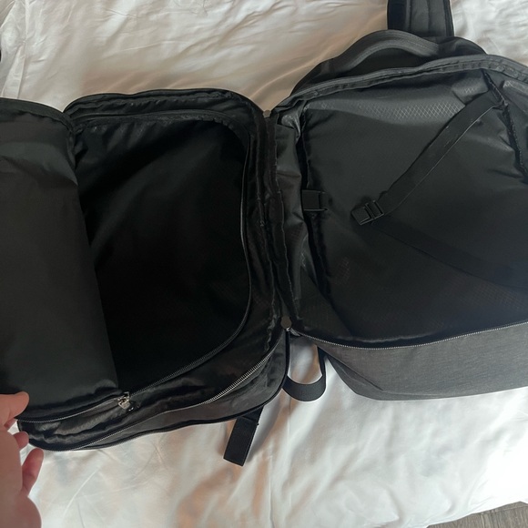 Samsonite Charcoal Backpack - Picture 3 of 4